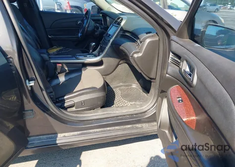 2013 Chevrolet Malibu 2Lt z USA, uszkodzony, nr VIN 1G11E5SA3DF270358